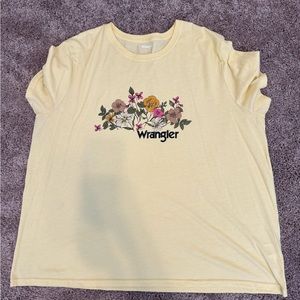 Wrangler yellow flower t shirt